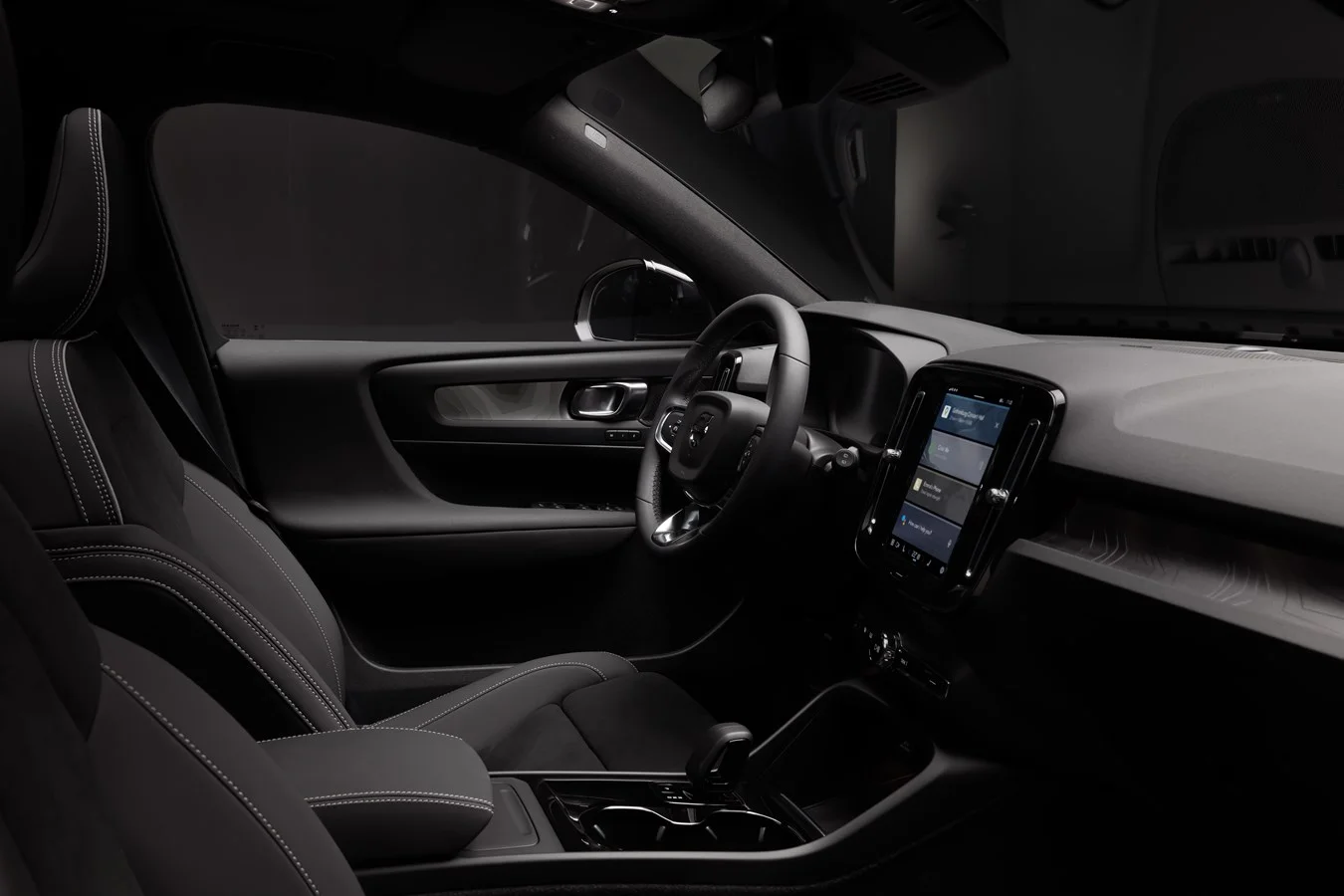 Ein Blick ins Innere: das Interieur des Volvo EX40 Black Edition