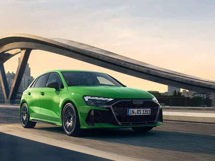 Tauchen Sie ein in die Welt der RS-Modelle von Audi