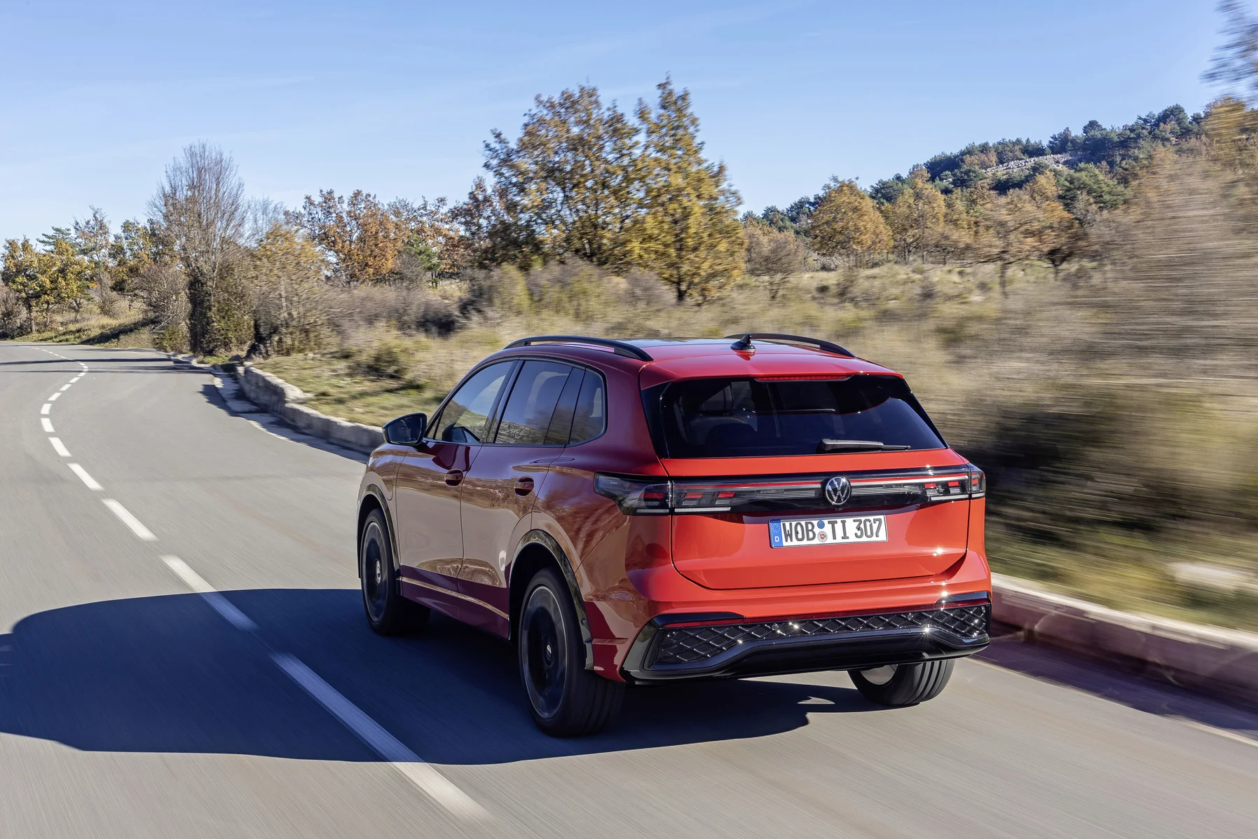 Blick auf das Exterior: der Tiguan in der Heckansicht